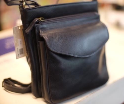 Crossbody with Pouch Pocket